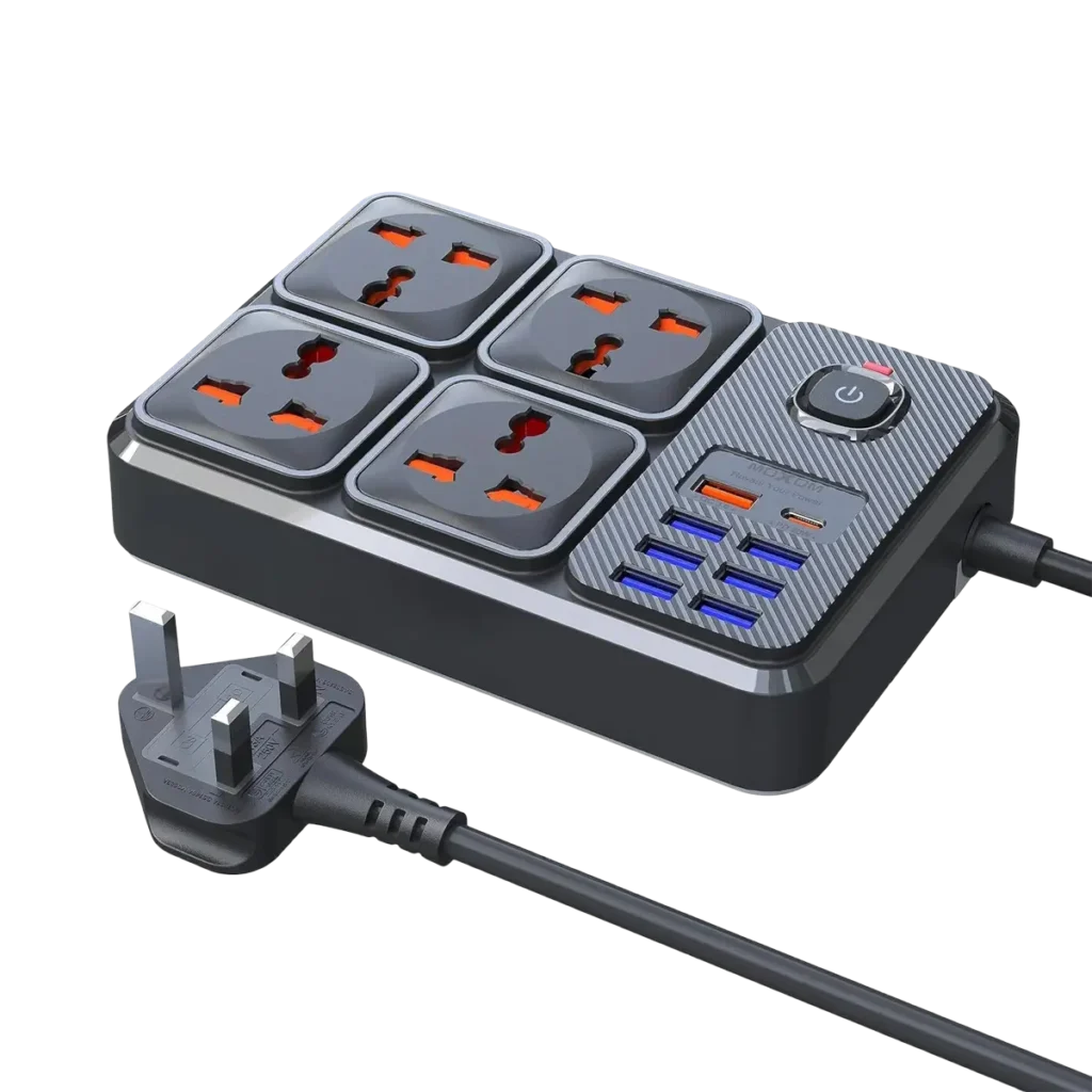 Moxom MX-ST15 2500W Power Strip Black